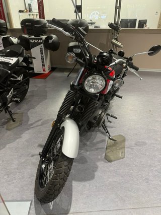 Yamaha SCR 950