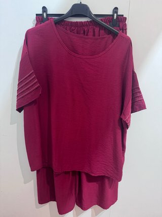 Conjunto lino fino rojo talla única curvy