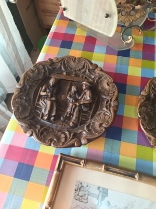 Lote antigüedades: láminas y lámpara