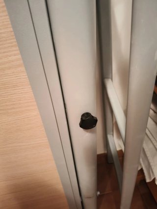 Litera metálica plegable