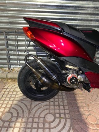 Yamaha Jog RR Roja y Negra