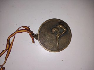 Medalla militar con cinta