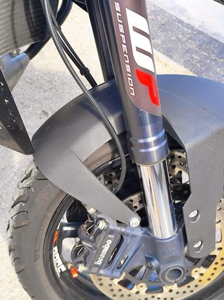 KTM 990 Supermotard Negra