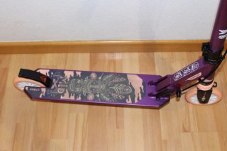 Patinete Oxelo niña morado. Como nuevo