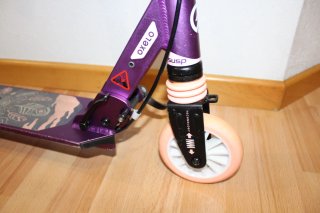 Patinete Oxelo niña morado. Como nuevo