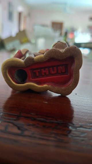 Thun, Presepe classico ~Pastore con cane [Rosso]