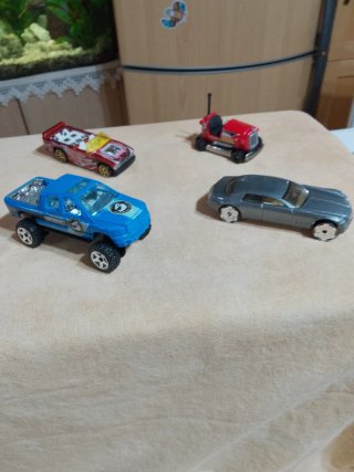 Lotto 6 macchinine Hot Wheels
