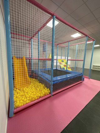 Parque de bolas infantil