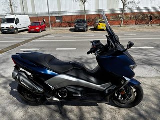 TMAX 530 DX Azul