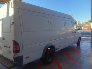 Limpieza organización y pintura de trasteros