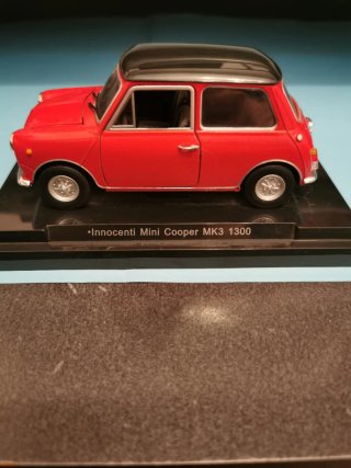 Modellino Auto d'Epoca Rosso