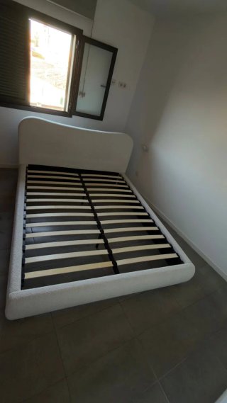 Cama Matrimonio Tapizada regalo colchón como nuevo