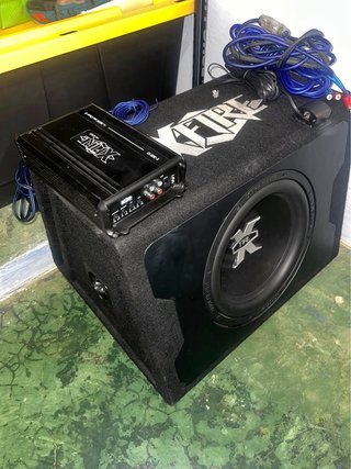 Subwoofer Xfire com amplificador e cabos