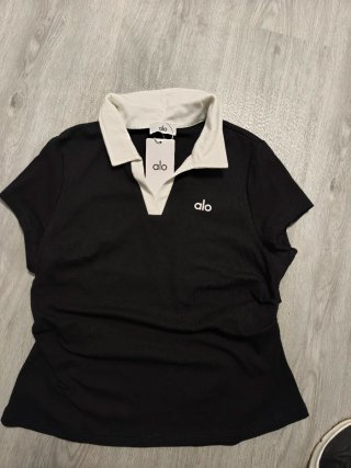 Camiseta Polo Alo Negra y Blanca