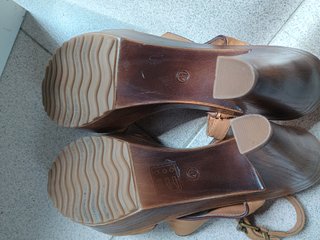 Sandalias nuevas Marypaz Talla 41, tacón y cuña
