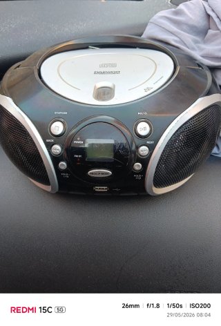 Reproductor CD/USB con Radio FM