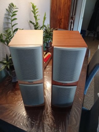 Altavoces Infinity Beta 10