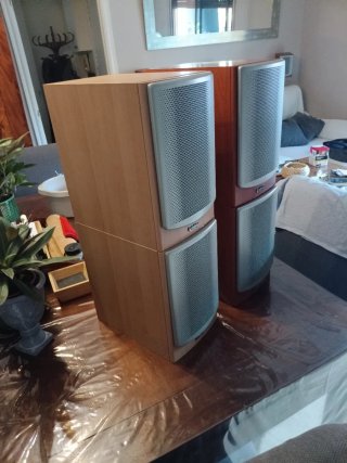 Altavoces Infinity Beta 10