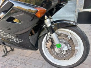 HONDA VFR 750 F del 92