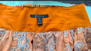 Falda Mini Shein o Falda Stradivarius Estampada