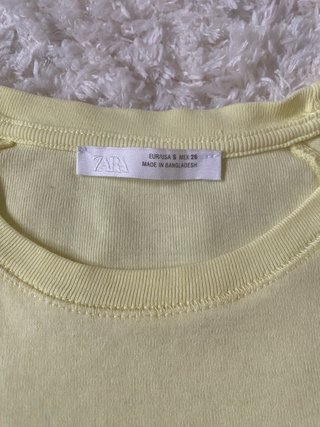 Camiseta sin mangas Zara amarilla