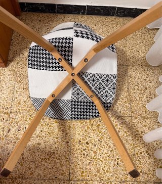 Pack 4 Sillas Patchwork Diseño Blanco y Negro