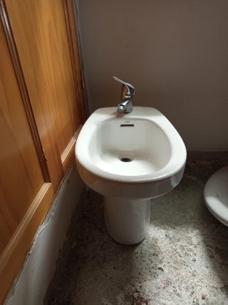 Mueble de baño con espejo