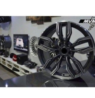 Juego de 4 Llantas 18 M6 New GR Antracit BM047