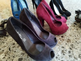 Pack siete pares zapatos tacón varios colores
