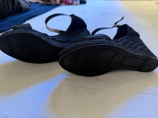 Sandalias Castañer Negras