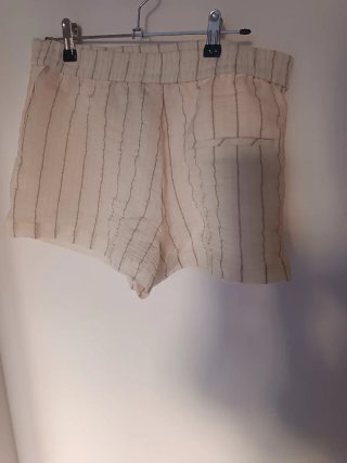 Bermudas Zara Beige Rayas Talla M