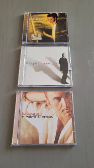 Set 2 CDs + 1 free CD Mango
