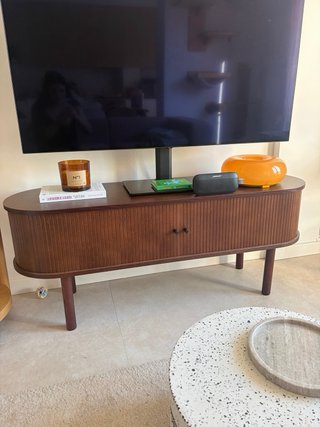 Aparador Westwing madera acanalado