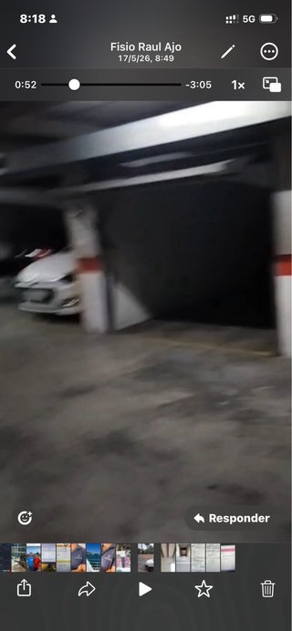 Se alquila garaje-trastero con puerta abatible