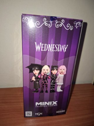 NUEVA!! Figura Wednesday Addams