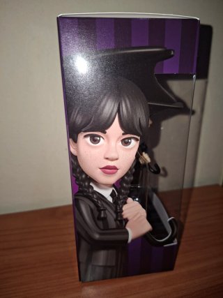 NUEVA!! Figura Wednesday Addams
