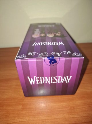 NUEVA!! Figura Wednesday Addams