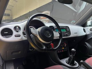 Volkswagen Beetle 2014