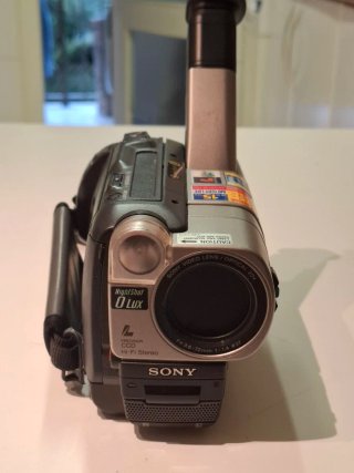 Sony Handycam 360x Digital Zoom Video Hi8