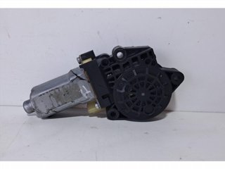MOTOR ELEVALUNAS TRASERO IZQUIERDO 834502E000 765