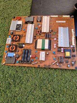 Componentes TV LG: Placa  Altavoces y el pie