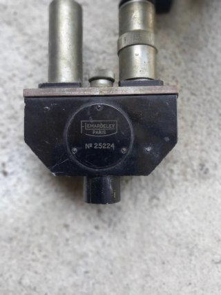 Microscopio Francés Antiguo 1920