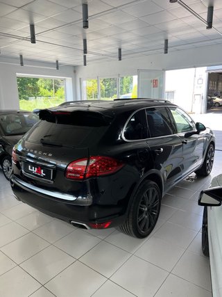 Porsche Cayenne 2010
