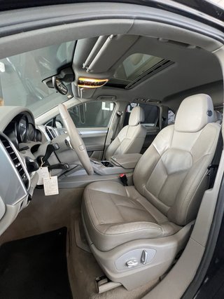 Porsche Cayenne 2010