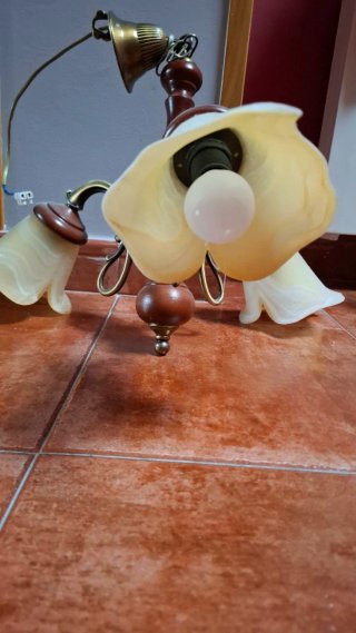 Lámpara de techo clásica madera y metal