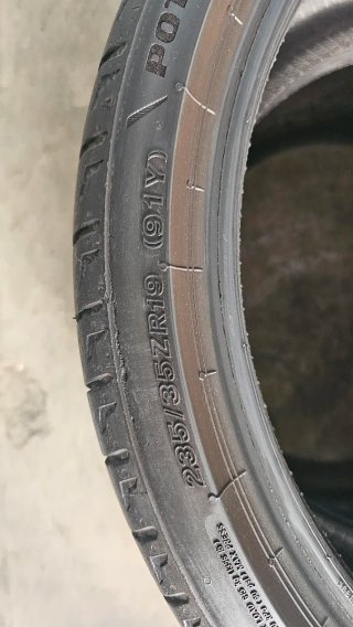 1 neumático SUELTO 235 35 19 Bridgestone