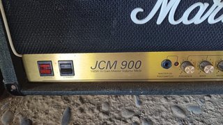 Marshall JCM 900 Amplificador 100W MkIII