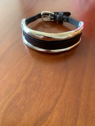 Pulsera Cuero y Plata Uno de 50