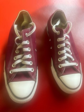 Converse Chuck Taylor Originales Talla 40