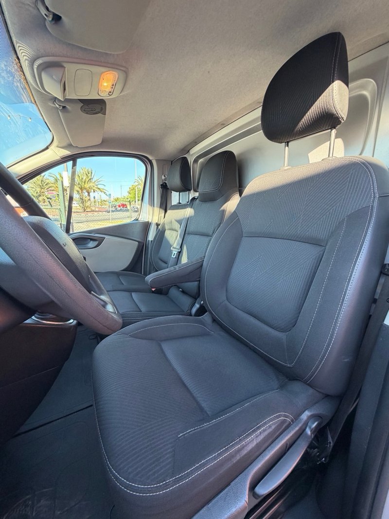 Renault Trafic 2018, foto 12